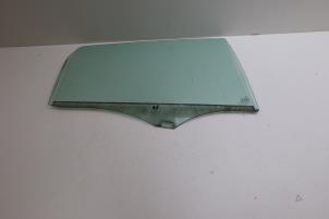 Begagnade Dörrfönster, 4-dörrars, höger bak Mercedes B (W245) 2.0 B-200 16V Turbo Pris € 50,00 Marginaltabell erbjuds av Auto Demontage Elferink B.V.