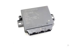 Gebruikte PDC Module Volvo XC60 I (DZ) 2.4 D4 20V AWD Prijs € 50,00 Margeregeling aangeboden door Auto Demontage Elferink B.V.