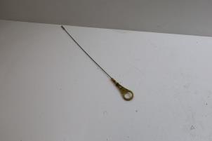 Używane Pretowy wskaznik poziomu oleju Volvo S60 II (FS) 1.6 T3 16V Cena € 30,00 Procedura marży oferowane przez Auto Demontage Elferink B.V.