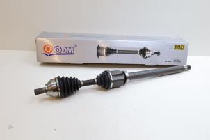 Begagnade Drivaxel, höger fram Volvo C70 (MC) 2.0 D3 20V Pris € 250,00 Marginaltabell erbjuds av Auto Demontage Elferink B.V.