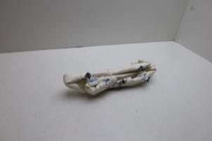 Begagnade Takgardinairbag, höger Lynk &amp; Co 01 1.5 PHEV Pris € 450,00 Marginaltabell erbjuds av Auto Demontage Elferink B.V.