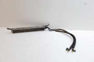 Gebruikte Oliekoeler Saab 9-5 Estate (YS3E) 2.0t 16V Prijs € 100,00 Margeregeling aangeboden door Auto Demontage Elferink B.V.