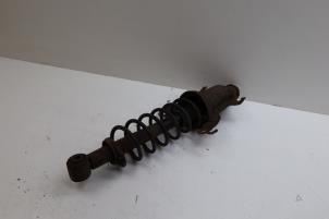 Gebruikte Schokdemperpoot rechts-achter Saab 9-5 Estate (YS3E) 2.3 Turbo 16V Aero TS Prijs € 50,00 Margeregeling aangeboden door Auto Demontage Elferink B.V.