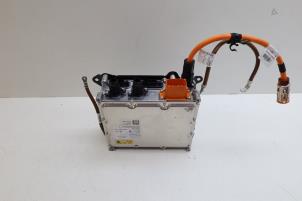 Używane Ladowarka akumulatorowa Mercedes A Limousine (177.1) 1.3 A-250 e Turbo 16V Cena € 850,00 Procedura marży oferowane przez Auto Demontage Elferink B.V.