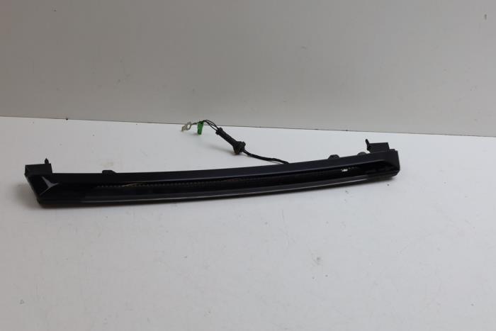 Tredje bromsljus från en Volvo V60 II (ZW) 2.0 D3 16V 2018