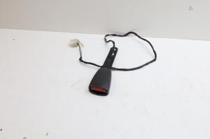 Gebruikte Veiligheidsgordel Insteek links-voor Volvo 850 Estate 2.5i 10V Prijs € 25,00 Margeregeling aangeboden door Auto Demontage Elferink B.V.