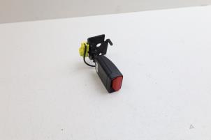 Begagnade Bakre bältesspänne, höger Lynk &amp; Co 01 1.5 PHEV Pris € 40,00 Marginaltabell erbjuds av Auto Demontage Elferink B.V.