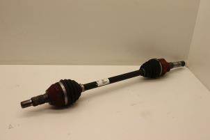 Gebruikte Steekas links-achter Saab 9-5 (YS3G) 2.8 T XWD V6 24V Prijs € 75,00 Margeregeling aangeboden door Auto Demontage Elferink B.V.