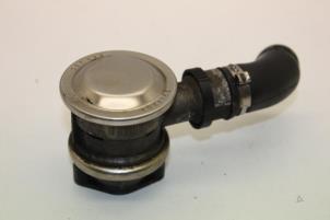 Gebruikte Uitlaat gasklep (EGR) Saab 9-5 (YS3E) 3.0 t V6 24V Prijs € 50,00 Margeregeling aangeboden door Auto Demontage Elferink B.V.