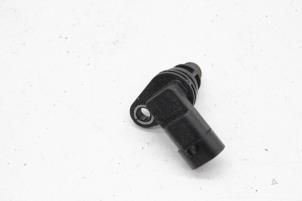 Gebruikte Nokkenas Sensor Saab 9-3 II Sport Sedan (YS3F) 1.9 TiD 16V Prijs € 25,00 Margeregeling aangeboden door Auto Demontage Elferink B.V.