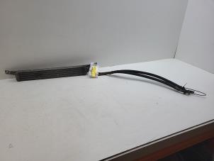 Gebruikte Oliekoeler Saab 9-5 Estate (YS3E) 2.0t 16V Prijs € 75,00 Margeregeling aangeboden door Auto Demontage Elferink B.V.