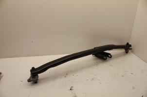 Gebruikte Motorbalk Volvo S60 I (RS/HV) 2.4 D5 20V Prijs € 50,00 Margeregeling aangeboden door Auto Demontage Elferink B.V.