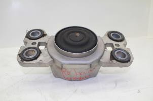 Gebruikte Motorsteun Volvo XC70 (BZ) 3.0 T6 24V AWD Prijs € 40,00 Margeregeling aangeboden door Auto Demontage Elferink B.V.