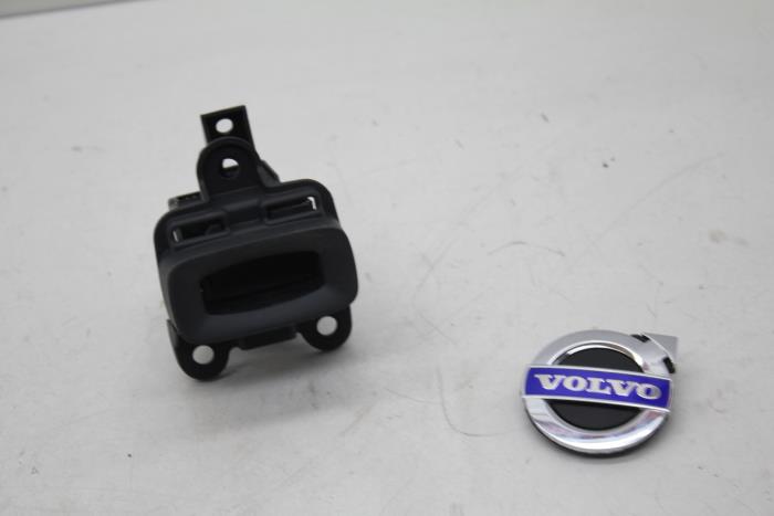 Tändningslås från en Volvo S60 II (FS) 2.0 D3 20V 2011