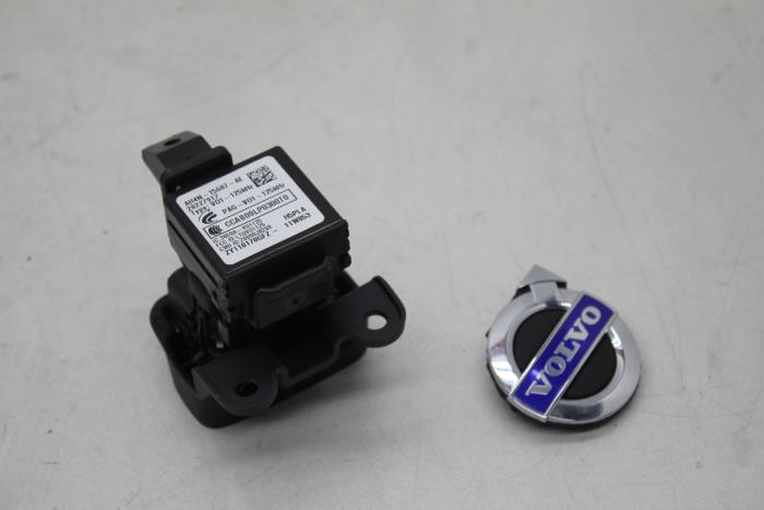 Tändningslås från en Volvo S60 II (FS) 2.0 D3 20V 2011