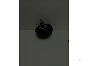 Gebruikte Rembekrachtiger Volvo XC60 I (DZ) 2.0 DRIVe 20V Prijs € 100,00 Margeregeling aangeboden door Auto Demontage Elferink B.V.