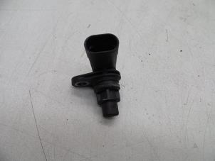 Gebruikte Nokkenas Sensor Saab 9-5 (YS3E) 1.9 TiD 16V Prijs € 25,00 Margeregeling aangeboden door Auto Demontage Elferink B.V.