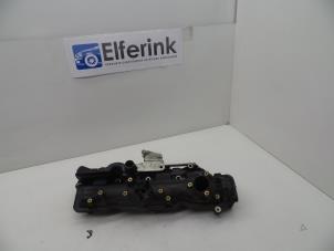 Gebruikte Inlaatspruitstuk Saab 9-5 (YS3G) 2.0 TiD 16V Prijs € 100,00 Margeregeling aangeboden door Auto Demontage Elferink B.V.