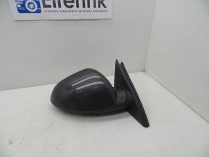 Begagnade Skärmspegel, höger Opel Insignia Sports Tourer 2.0 CDTI 16V 130 ecoFLEX Pris € 50,00 Marginaltabell erbjuds av Auto Demontage Elferink B.V.