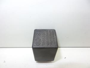 Begagnade Relä Saab 900 I Combi Coupé 2.0 i 16V Pris € 25,00 Marginaltabell erbjuds av Auto Demontage Elferink B.V.