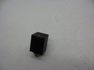 Begagnade Relä Saab 900 I Combi Coupé 2.0 Turbo 16V Pris € 25,00 Marginaltabell erbjuds av Auto Demontage Elferink B.V.