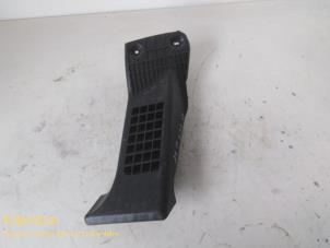 Gebruikte Voetsteun Peugeot 207 Prijs op aanvraag aangeboden door Fa. Klijnstra & Zn. VOF