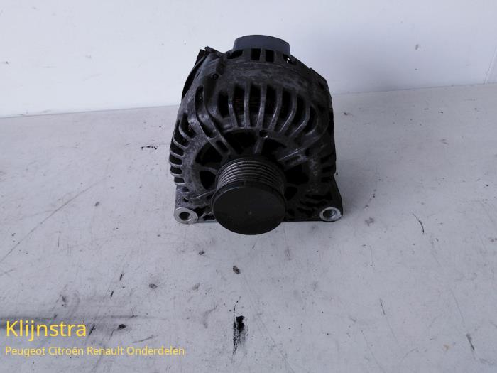 Dynamo från en Peugeot 308 (4A/C) 1.6 HDi 16V 2009