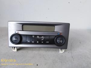 Begagnade Värmekontrollpanel Renault Laguna Pris på förfrågan erbjuds av Fa. Klijnstra & Zn. VOF