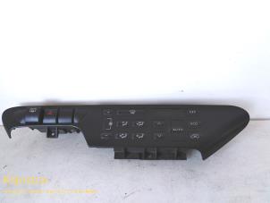 Używane Panel sterowania nagrzewnicy Peugeot 806 1.9 STDT,SVDT,SVDT Pullman Cena € 125,00 Procedura marży oferowane przez Fa. Klijnstra & Zn. VOF