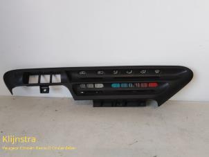 Używane Panel sterowania nagrzewnicy Peugeot 806 2.0 Turbo SR,ST,SV,Pullman Cena € 15,00 Procedura marży oferowane przez Fa. Klijnstra & Zn. VOF