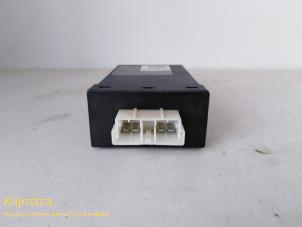 Begagnade Centrallåsmodul Peugeot Partner Combispace 1.9 D Pris på förfrågan erbjuds av Fa. Klijnstra & Zn. VOF