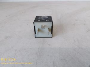 Begagnade Relä Peugeot 405 I (15B) 1.4 GL Pris på förfrågan erbjuds av Fa. Klijnstra & Zn. VOF