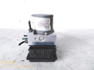 Używane Pompa ABS Renault Megane Scenic Cena € 99,00 Procedura marży oferowane przez Fa. Klijnstra & Zn. VOF