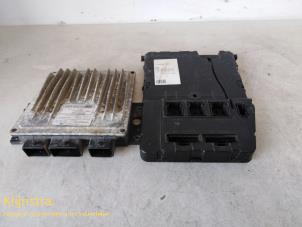Gebruikte Computer Motormanagement Renault Megane II (BM/CM) 1.5 dCi 80 Prijs € 150,00 Margeregeling aangeboden door Fa. Klijnstra & Zn. VOF