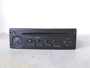 Begagnade CD-spelare med radio Renault Laguna II Grandtour (KG) 1.9 dCi 120 Pris på förfrågan erbjuds av Fa. Klijnstra & Zn. VOF