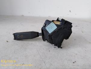 Używane Przelacznik swiatel Renault Clio (B/C57/357/557/577) 1.2e Kat. Cena na żądanie oferowane przez Fa. Klijnstra & Zn. VOF