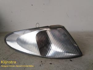 Gebruikte Richtingaanwijzer rechts Renault Espace (JE) 2.0i 16V Prijs op aanvraag aangeboden door Fa. Klijnstra & Zn. VOF