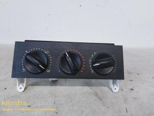 Gebruikte Chaufage Bedieningspaneel Renault Kangoo (KC) 1.9 D 55 Prijs op aanvraag aangeboden door Fa. Klijnstra & Zn. VOF