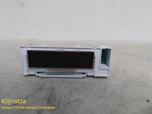 Begagnade Innerdisplay Renault Clio Pris på förfrågan erbjuds av Fa. Klijnstra & Zn. VOF