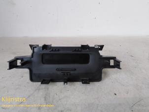 Begagnade Innerdisplay Renault Megane II CC (EM) 1.9 dCi 120 Pris på förfrågan erbjuds av Fa. Klijnstra & Zn. VOF