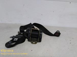 Begagnade Bakre säkerhetsbälte, vänster Peugeot 306 Pris € 55,00 Marginaltabell erbjuds av Fa. Klijnstra & Zn. VOF