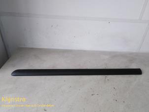 Gebruikte Portierlijst Peugeot 5008 I (0A/0E) Prijs € 35,00 Margeregeling aangeboden door Fa. Klijnstra & Zn. VOF