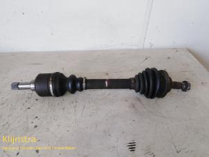 Begagnade Drivaxel, vänster fram Peugeot 206 SW (2E/K) 2.0 GTi 16V Pris på förfrågan erbjuds av Fa. Klijnstra & Zn. VOF