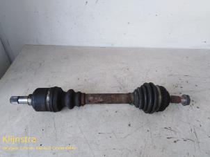 Begagnade Drivaxel, vänster fram Citroen Xsara Coupé (N0) 2.0 HDi 90 Pris på förfrågan erbjuds av Fa. Klijnstra & Zn. VOF