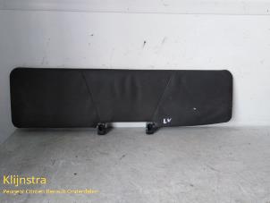 Używane Oslona przeciwsloneczna Citroen C25 2.5 TD Cena na żądanie oferowane przez Fa. Klijnstra & Zn. VOF