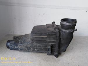 Begagnade Luftfilterhus Peugeot 206 CC (2D) 1.6 16V Pris på förfrågan erbjuds av Fa. Klijnstra & Zn. VOF