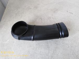 Nieuwe Aanzuigslang Lucht Peugeot 305 II Break (581E) Prijs € 47,19 Inclusief btw aangeboden door Fa. Klijnstra & Zn. VOF