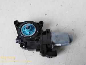 Begagnade Motor, dörrfönster Peugeot 508 (F3/FB/FH/FP) Pris € 75,00 Marginaltabell erbjuds av Fa. Klijnstra & Zn. VOF