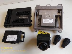 Begagnade Dator, motorstyrning Mercedes A (W169) 2.0 A-200 5-Drs. Pris € 150,00 Marginaltabell erbjuds av Fa. Klijnstra & Zn. VOF