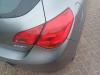 Achterlicht rechts van een Opel Astra J (PC6/PD6/PE6/PF6) 1.4 16V ecoFLEX 2011